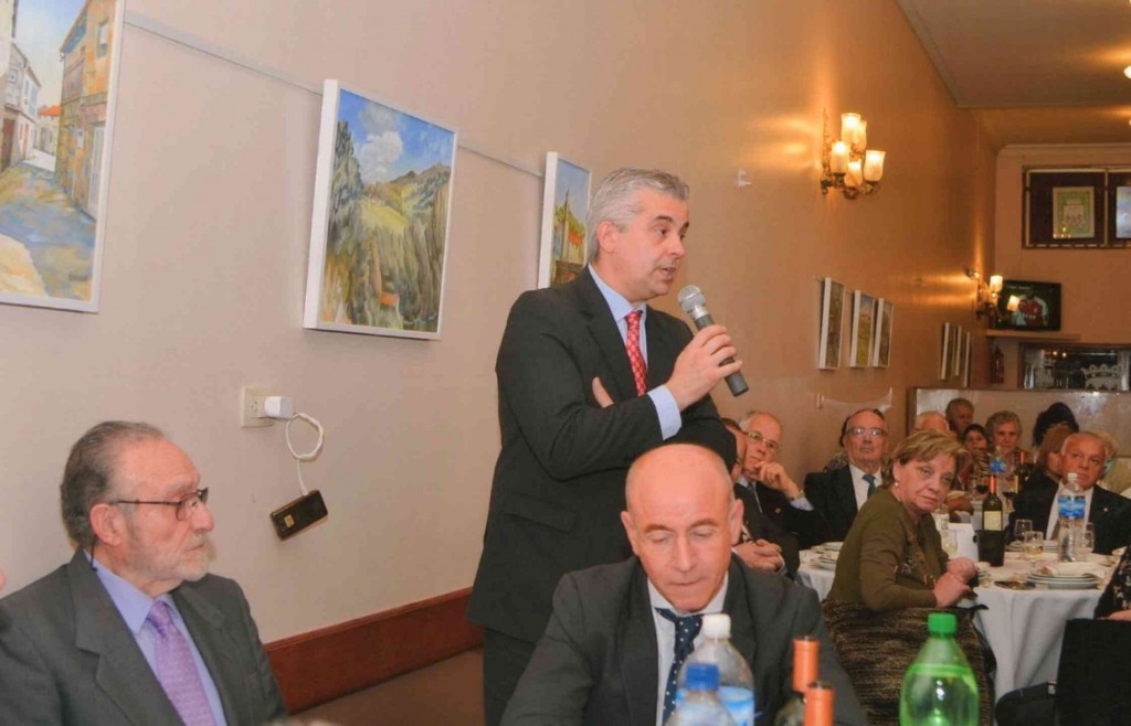 El delegado de la Xunta de Galicia en Buenos Aires, Alejandro López Dobarro, también participó del banquete federal