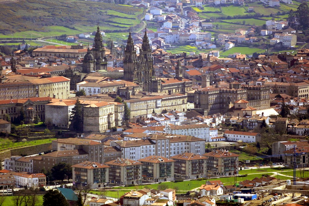 Santiago de Compostela elegida "Ciudad Invitada de Honor" de la Feria del Libro